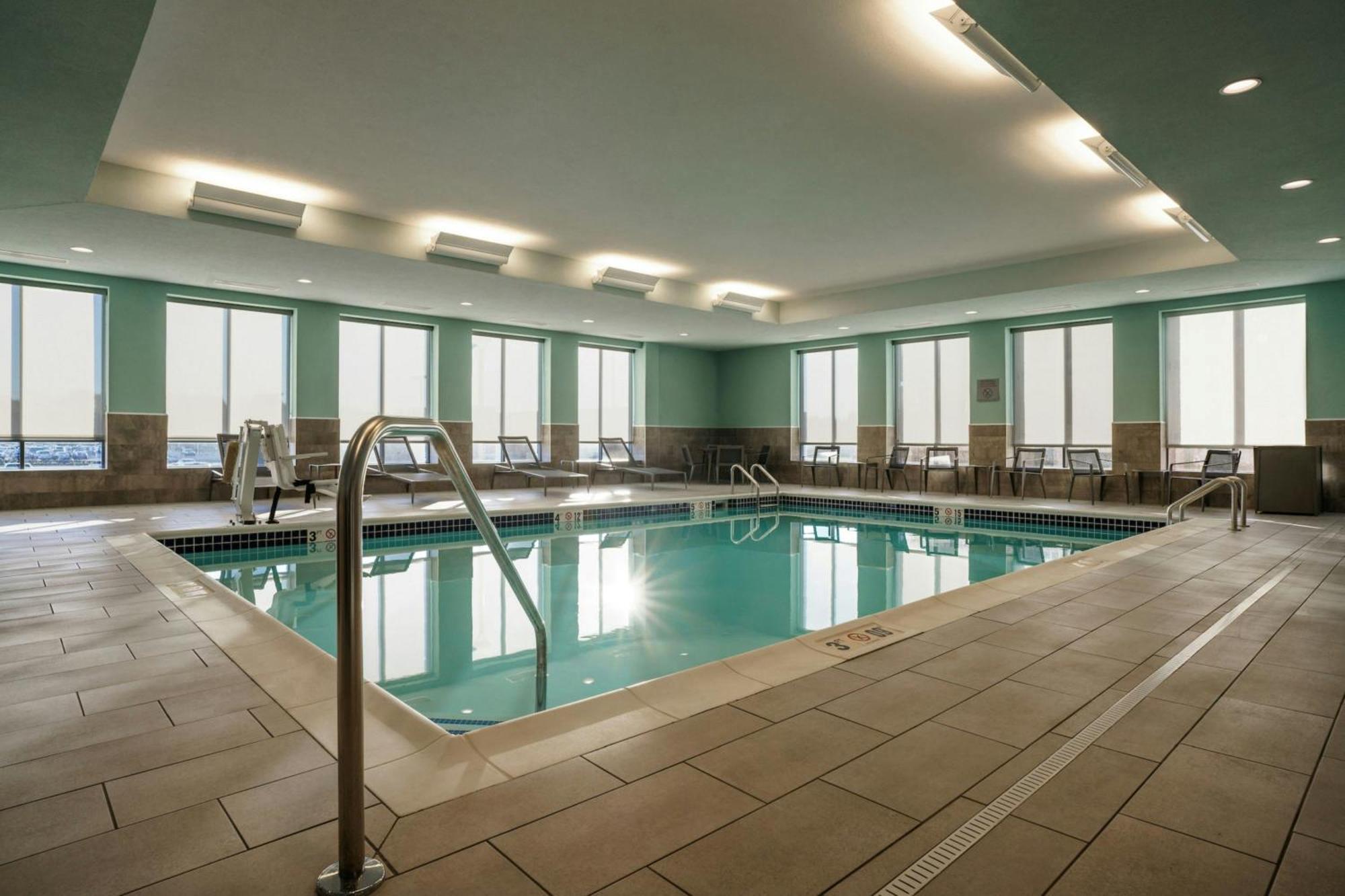 Courtyard By Marriott Indianapolis Фишерс Экстерьер фото